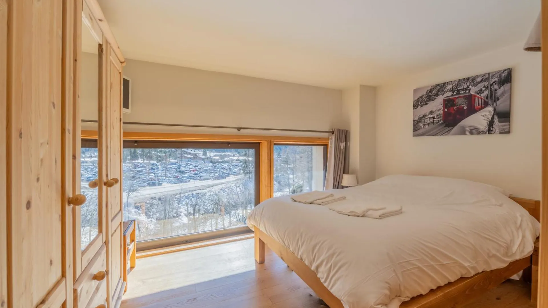 Residence Grand Roc - Ancolies 215 - Happy Rentals Chamonix Apartment